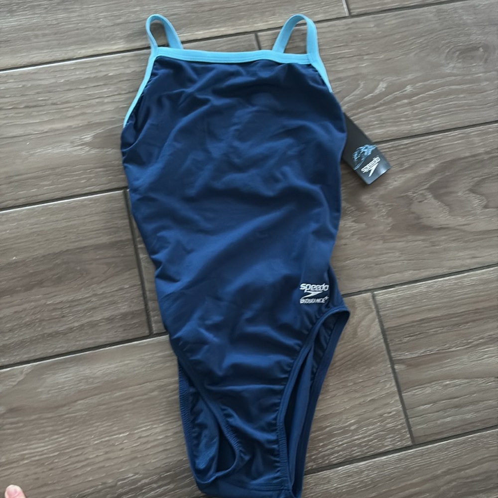 Speedo Female One Piece Swimsuit - Solid Flyback Training Navy/blue Size 28